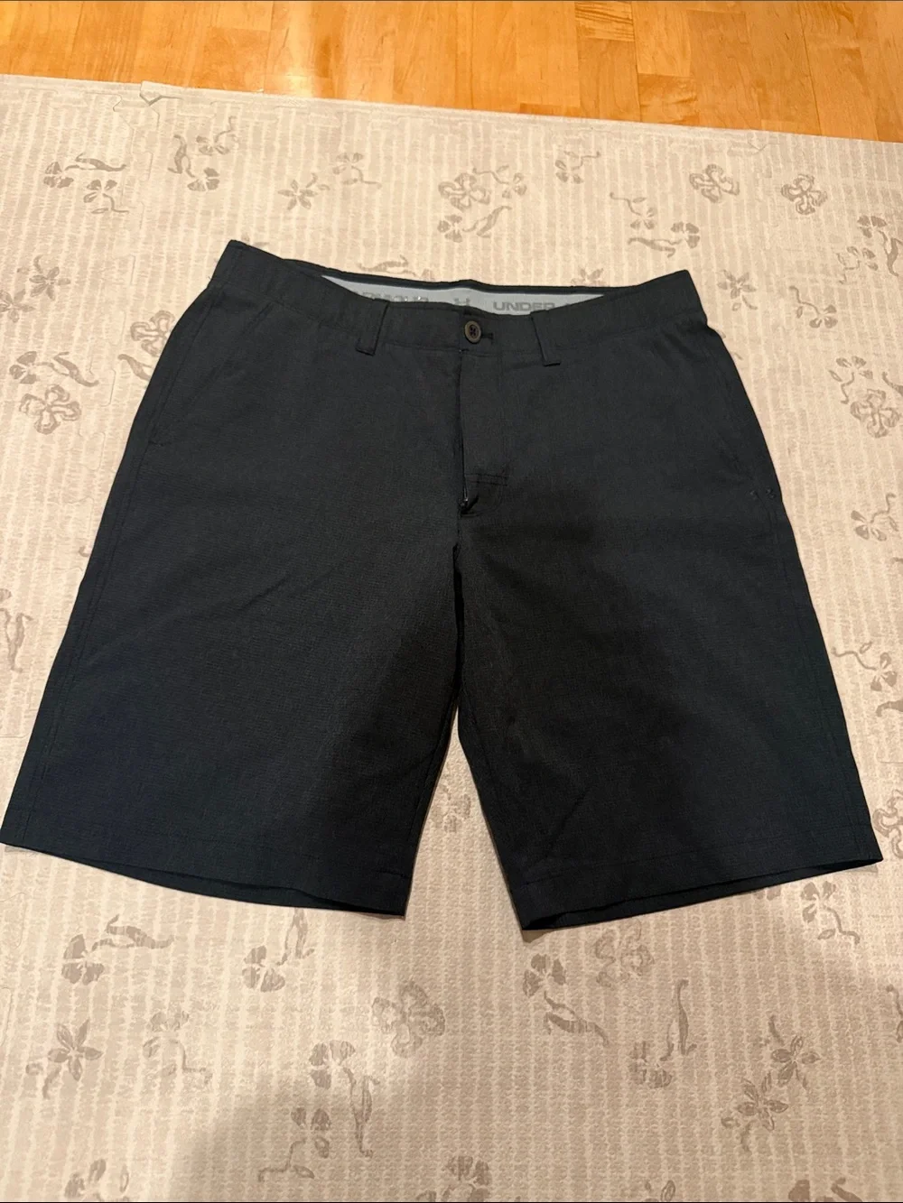 Under Armour Men's Black Athletic Shorts